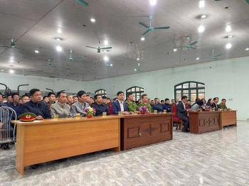 LỄ BẾ GIẢNG CÁC LỚP HỌC CHÍNH TRỊ, PHÁP LUẬT VÀ DẠY NGHỀ CHO HỌC VIÊN TẠI CƠ SỞ CAI NGHIỆN MA TÚY SỐ 1 TỈNH HƯNG YÊN VỚI SỰ THAM GIA GIẢNG DẠY CỦA CÁC GIẢNG VIÊN KHOA LUẬT VÀ LÝ LUẬN CHÍNH TRỊ, TRƯỜNG ĐẠI HỌC THỦY LỢI.