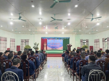 LỄ BẾ GIẢNG CÁC LỚP HỌC CHÍNH TRỊ, PHÁP LUẬT VÀ DẠY NGHỀ CHO HỌC VIÊN TẠI CƠ SỞ CAI NGHIỆN MA TÚY SỐ 1 TỈNH HƯNG YÊN VỚI SỰ THAM GIA GIẢNG DẠY CỦA CÁC GIẢNG VIÊN KHOA LUẬT VÀ LÝ LUẬN CHÍNH TRỊ, TRƯỜNG ĐẠI HỌC THỦY LỢI.